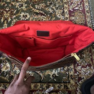 Purses in good condition that my grandmother is trying to get rid of